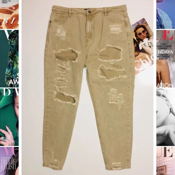 MISSGUIDED Riot Mom Jeans Extreme Ripped Rigid With High Waist - Picture 3 of 4